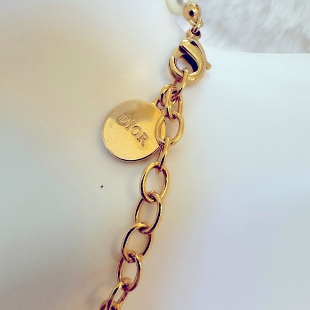 Dior Pearl & CD Logo Choker Necklace - Picture 6 of 6